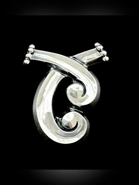 Margot de Taxco vintage sterling silver brooch pin